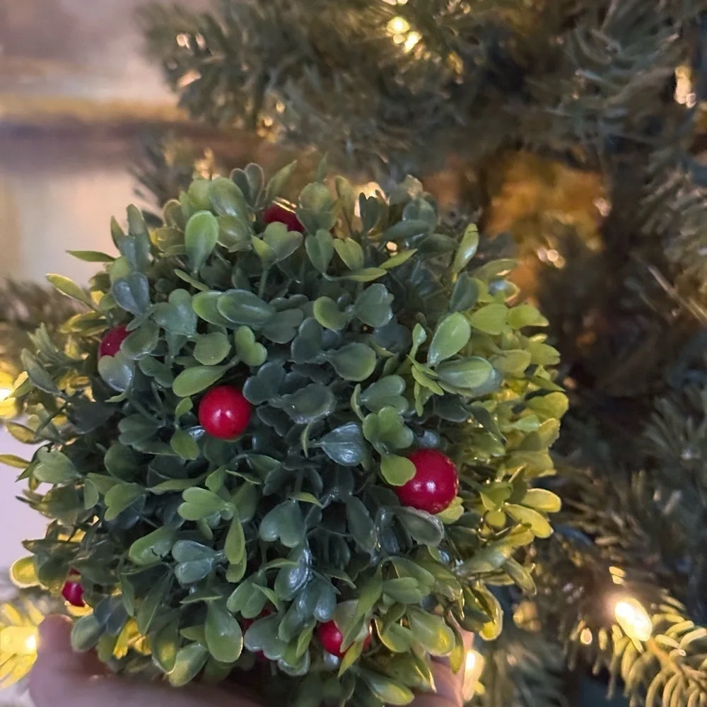 Vintage 1988 XL Festive Green and Red Holiday Ornament